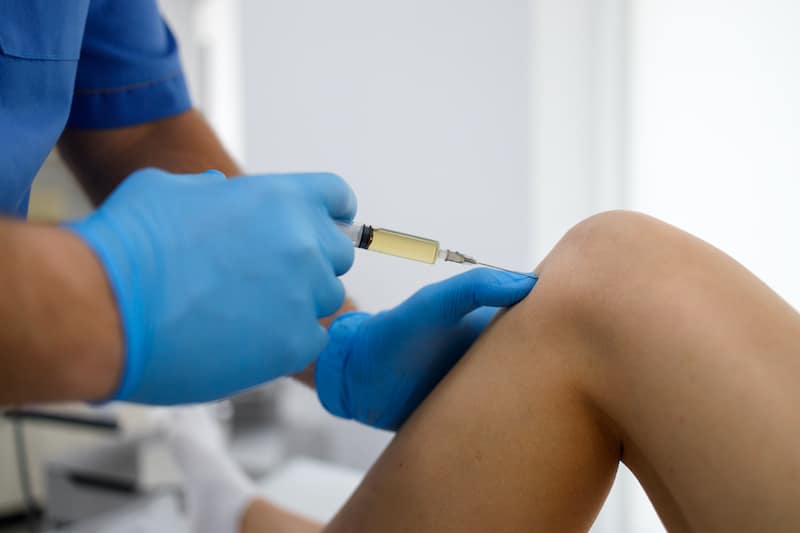 Treating knee pain with platelet rich plasma injection Treatment of arthritis and osteoarthritis | Chronic Pain Relief Center